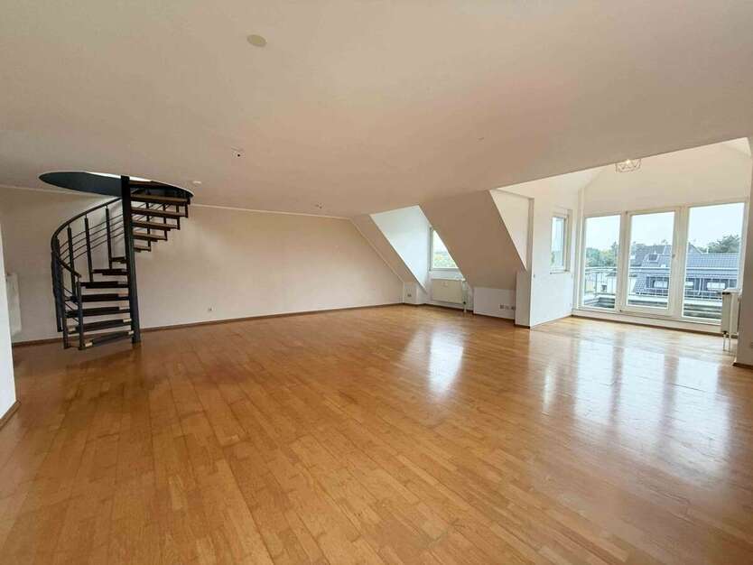 Wohnung zum Kaufen in Köln Merheim 335.000 € 92 m² 3 zimmer