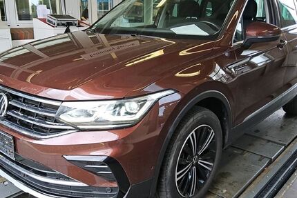 VW Tiguan 72.281 km 30.750 € Langenfeld 40764