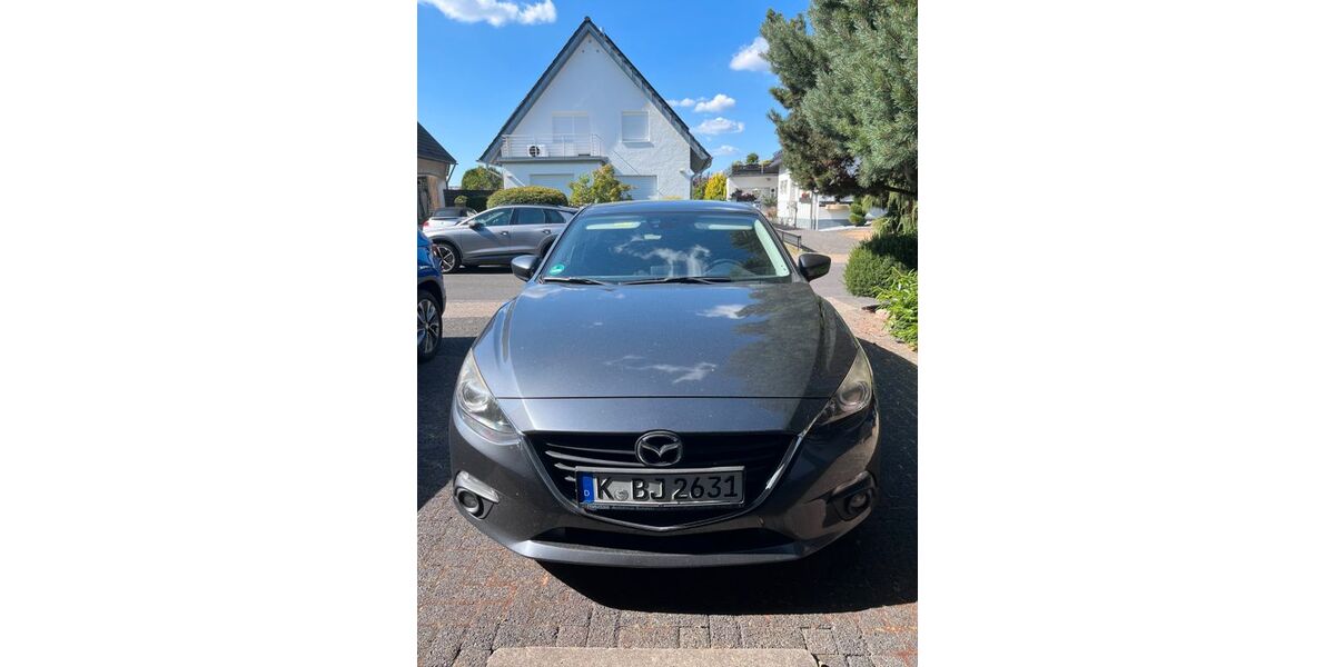 Mazda 3 181.705 km 10.000 &euro; Köln 51145