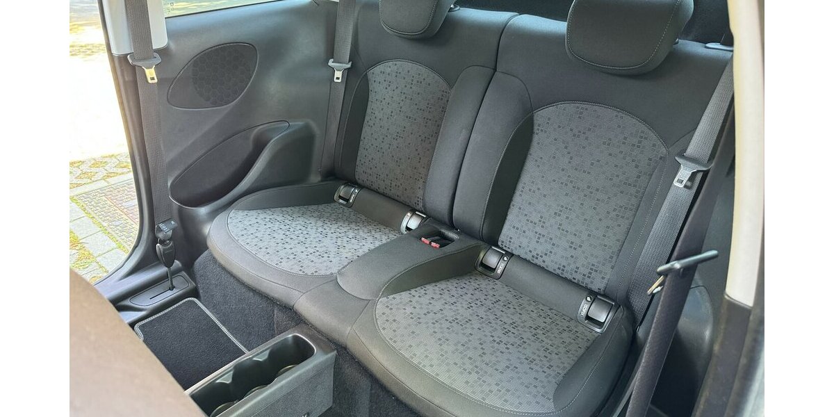 Opel Adam Navi Klima Sitzh. Alu ServiceNeu unfallfrei 43.000 km 10.500 &euro; Erftstadt 50374