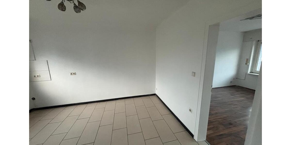 Einfamilienhaus Bornheim - 3 Zimmer, 100 m&sup2;, 1.650&euro; | Angebot:25409767