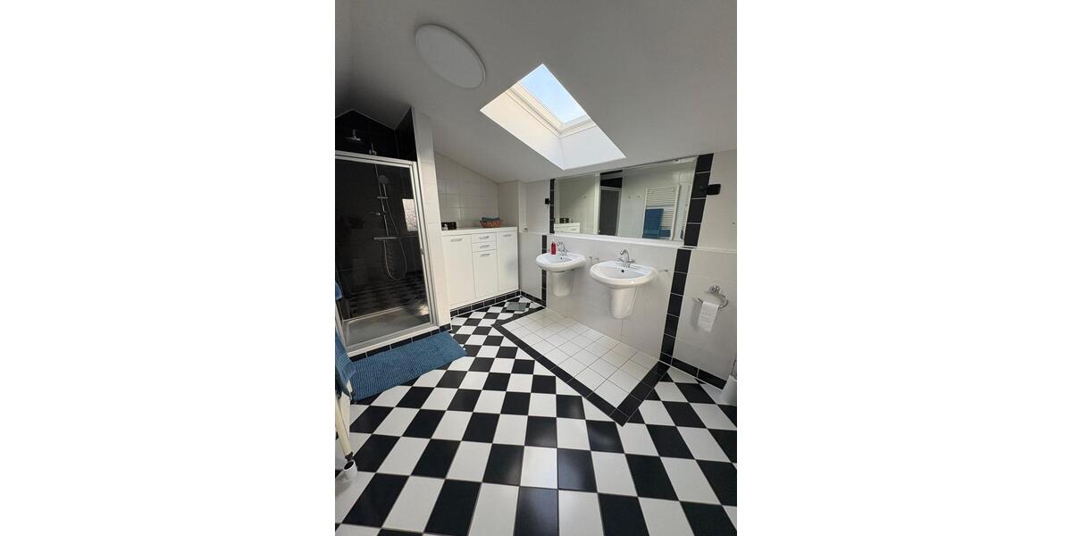 Einfamilienhaus Bedburg - 9 Zimmer, 220 m&sup2;, 550.000&euro; | Angebot:26283782