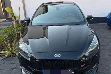 Ford Focus 79.851 km 18.000 &euro; Köln 51061