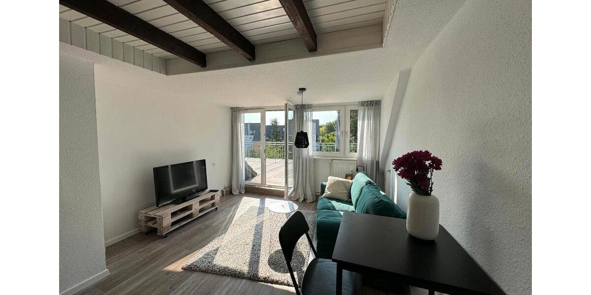 Dachgeschoßwohnung Köln Mülheim - 1.5 Zimmer, 40 m&sup2;, 1.100&euro; | Angebot:26386930