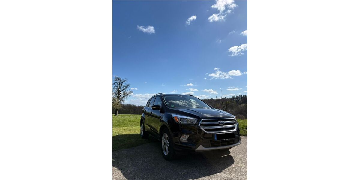 Ford Kuga 83.000 km 13.900 &euro; Overath 51491
