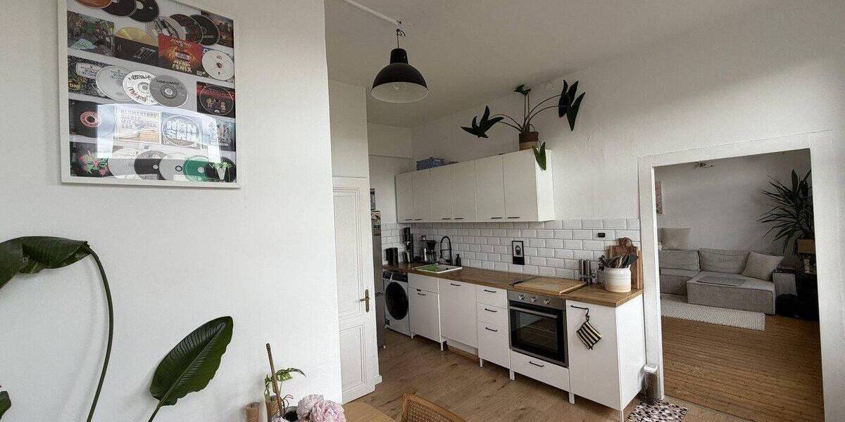 Etagenwohnung Köln Mülheim - 3 Zimmer, 77 m&sup2;, 1.250&euro; | Angebot:26787587