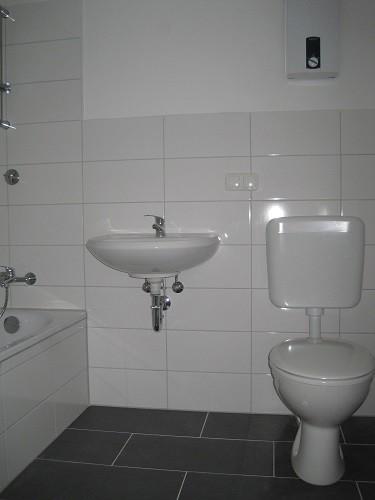 Etagenwohnung Bonn Tannenbusch - 3 Zimmer, 75 m&sup2;, 957&euro; | Angebot:26275238