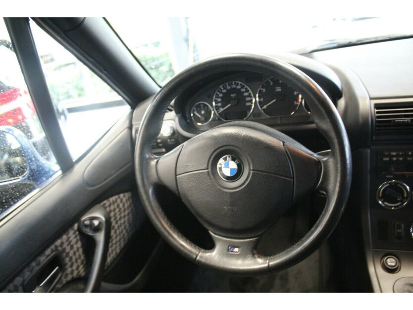 BMW Z3 1,9 Cabrio + Hardtop 73.342 km 9.980 € Euskirchen 53881