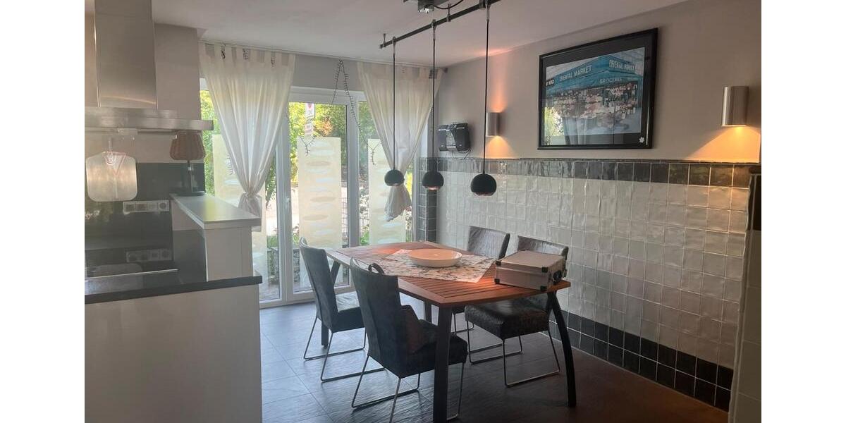 Doppelhaushälfte Hennef (Sieg) - 5 Zimmer, 130 m&sup2;, 1.800&euro; | Angebot:27614844