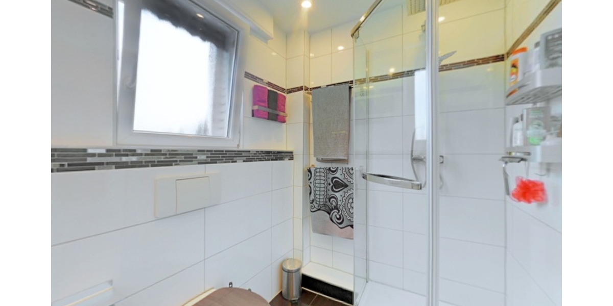 Schönes Einfamilienhaus mit besonderem Garten und Platz für die ganze Familie! 4 zimmer