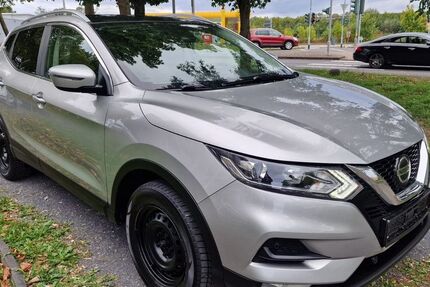 Nissan Qashqai 111.000 km 12.999 € Köln 51107