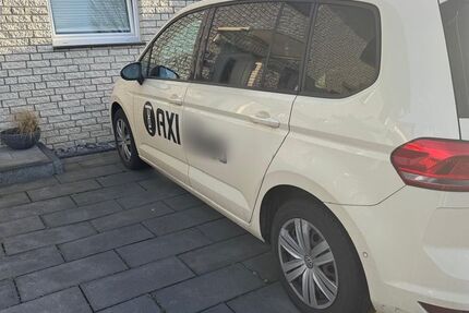 VW Touran 442.405 km 5.400 &euro; Kerpen 50170