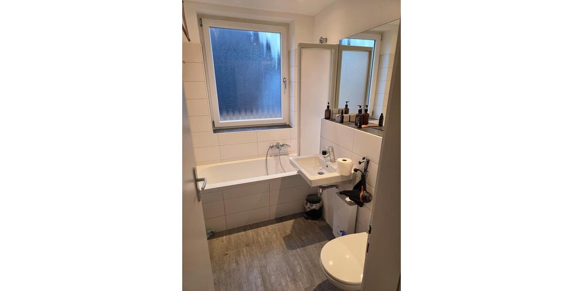 Etagenwohnung Hilden Kalstert - 1 Zimmer, 25 m&sup2;, 500&euro; | Angebot:25358401