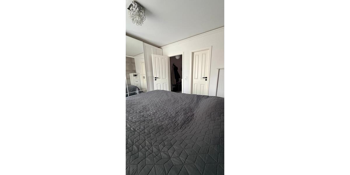Hochparterre Köln Kalk - 4 Zimmer, 84 m&sup2;, 345.000&euro; | Angebot:26173320