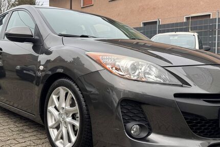 Mazda 3 133.776 km 6.400 &euro; Köln 50858