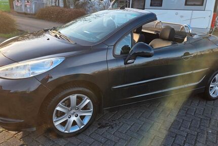 Peugeot 207 108.000 km 4.500 &euro; Siegburg 53721
