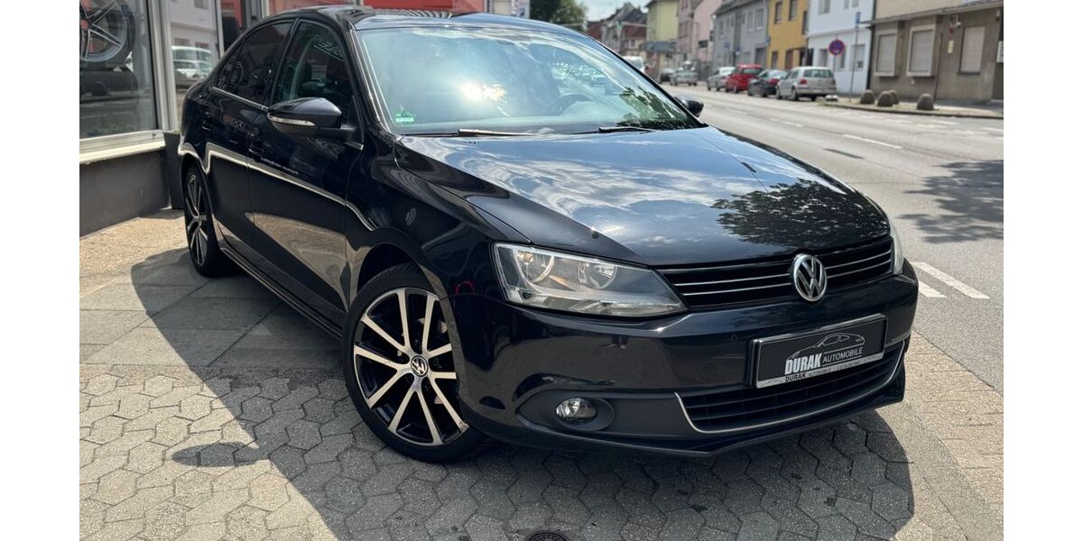 VW Jetta 237.300 km 4.900 &euro; Siegburg 53721