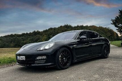 Porsche Panamera 189.000 km 18.690 € Köln Porz 51147