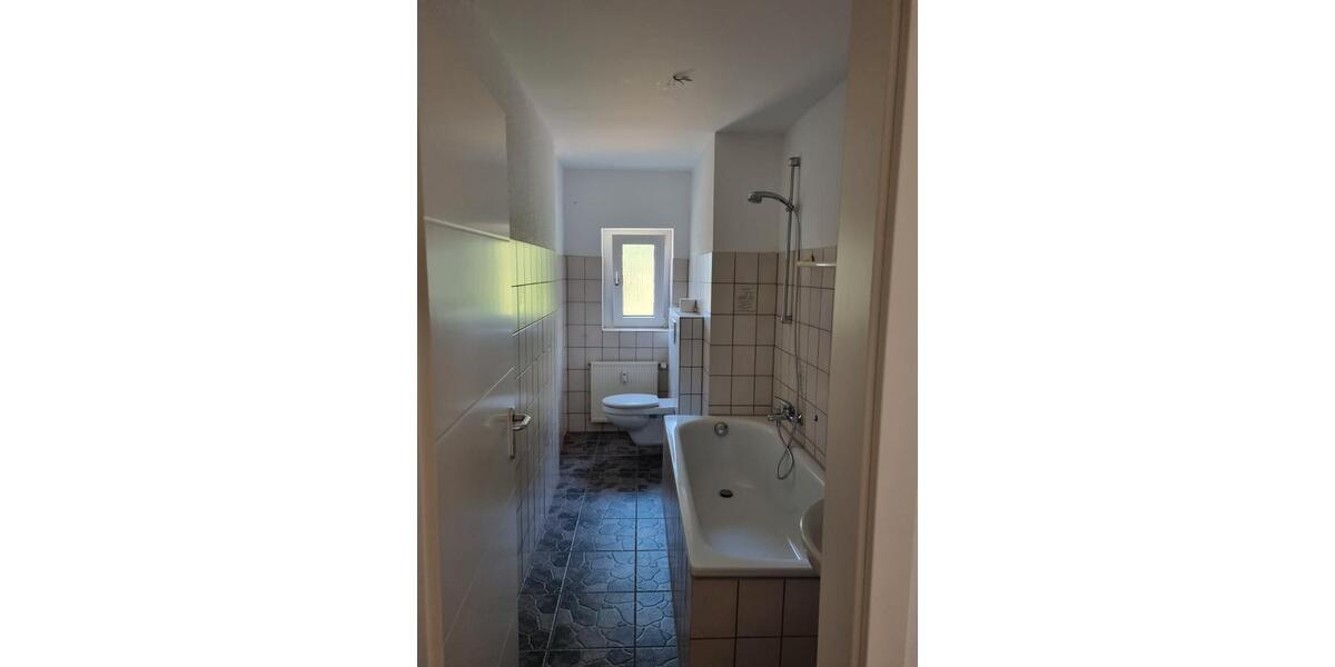 Terrassenwohnung Solingen Wald - 2.5 Zimmer, 73 m&sup2;, 750&euro; | Angebot:26254900