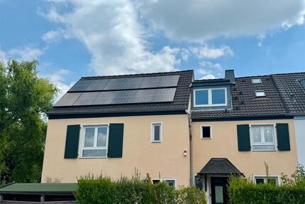 Luxuriös kernsarniertes Reihenendhaus in Köln Rodenkirchen