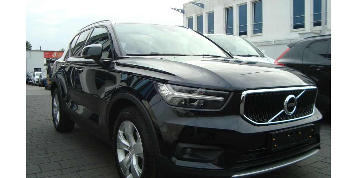 Volvo XC40 143.235 km 24.900 &euro; Köln 51149