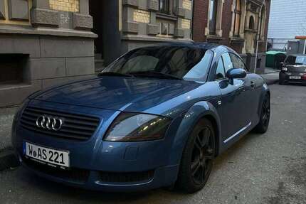 Audi TT 322.000 km 3.100 &euro; Solingen 42651