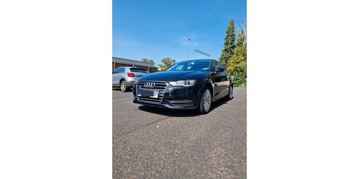Audi A3 110.000 km 13.900 &euro; Bonn 53111