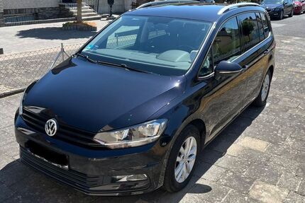 VW Touran 111.950 km 16.500 &euro; Weilerswist 53919