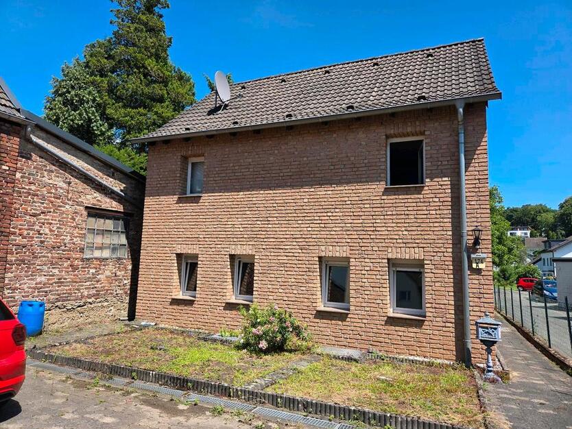 Kleines Haus in Bergisch Gladbach Hebborn zentrumsnah