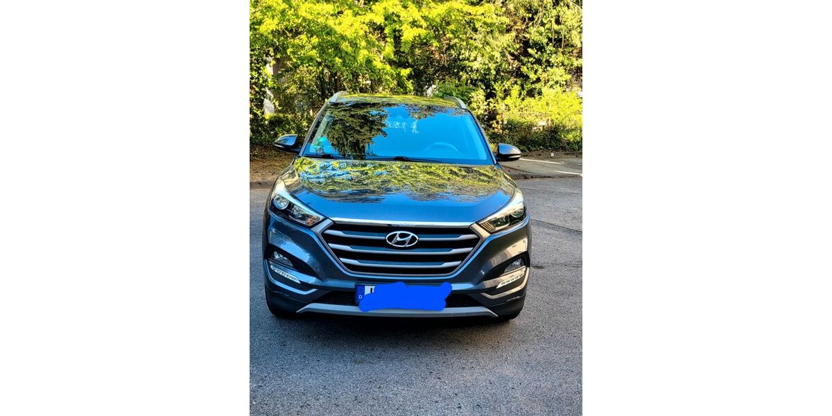 Hyundai TUCSON 96.000 km 14.100 &euro; köln 50999