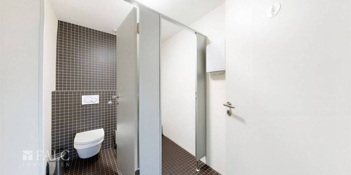 Gewerbeobjekt Siegburg - 8 Zimmer, 420 m&sup2;, 5.460&euro; | Angebot:26410994