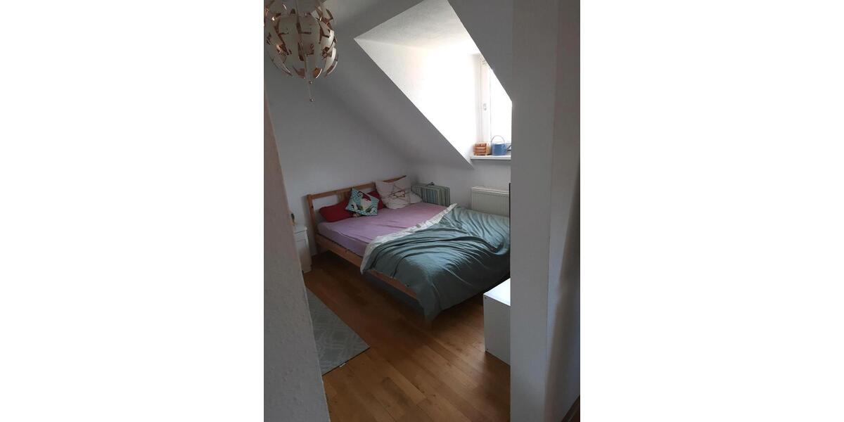 Dachgeschoßwohnung Köln Lindenthal - 2 Zimmer, 40 m&sup2;, 780&euro; | Angebot:26341710