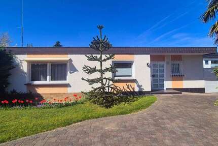 Haus Niederkassel - 4 Zimmer, 120 m&sup2;, 550.000&euro; | Angebot:26560948