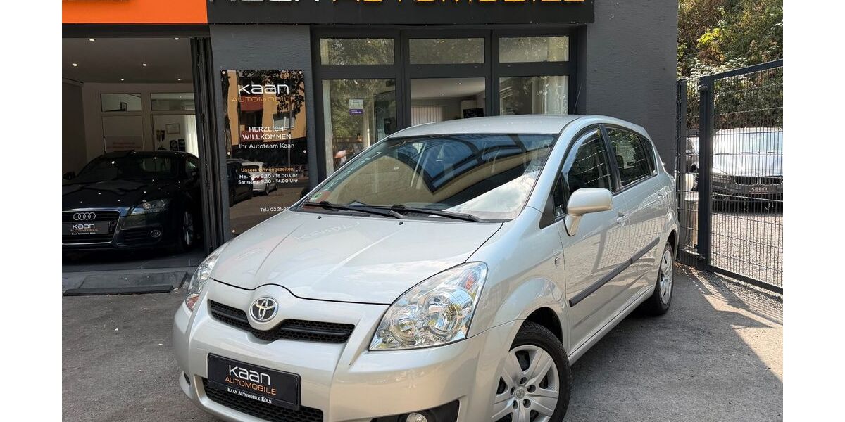 Toyota Corolla Verso 32.000 km 8.999 &euro; Köln 51107