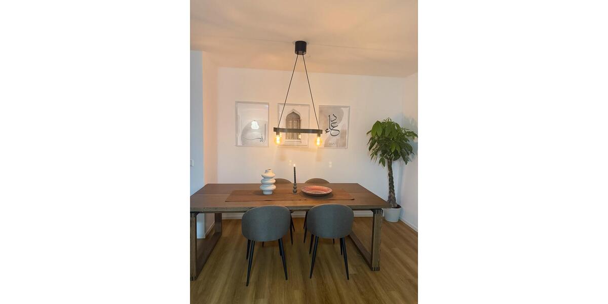 Erdgeschoßwohnung Bergisch Gladbach - 2 Zimmer, 72 m&sup2;, 1.251&euro; | Angebot:25237410