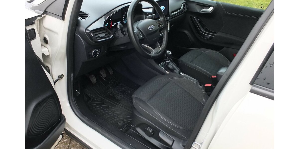 Ford Puma TITANIUM ECO BOOST NAVI PDC BLUETOOTH 107.845 km 12.908 &euro; Köln 50858