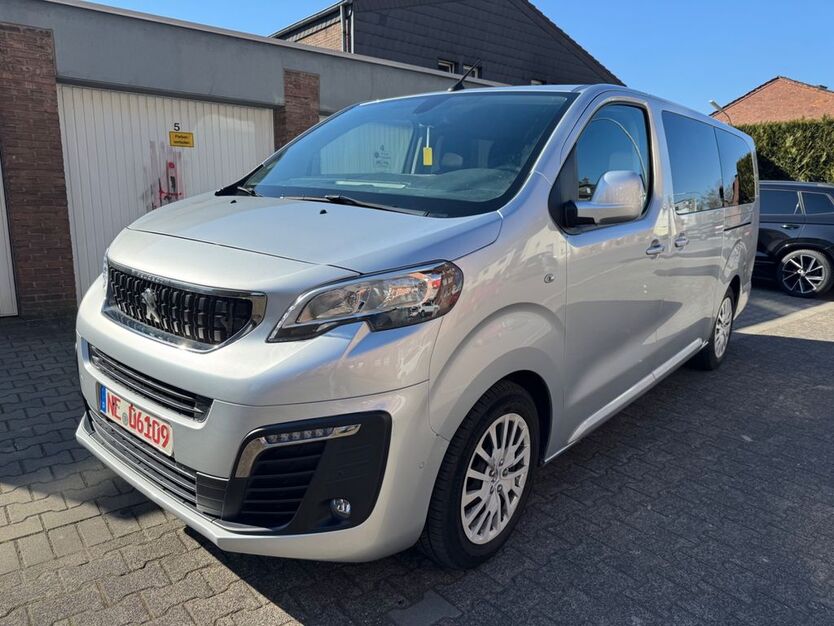 Peugeot Traveller 118.000 km 20.990 € Neuss 41462