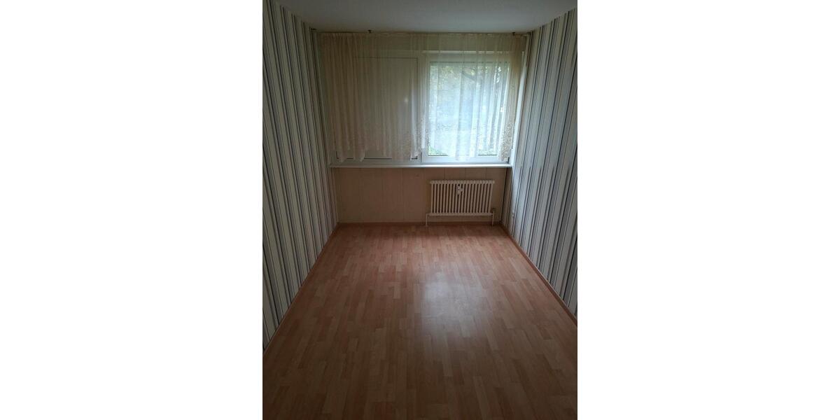 Erdgeschoßwohnung Dormagen Hackenbroich - 4 Zimmer, 91 m&sup2;, 240.000&euro; | Angebot:27535731
