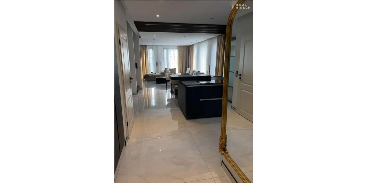 Luxuriöse Doppelhaushälfte mit Smart-Home-System, Alarmanlage, Kamin, Garten, - möbliert zur Miete 5 zimmer