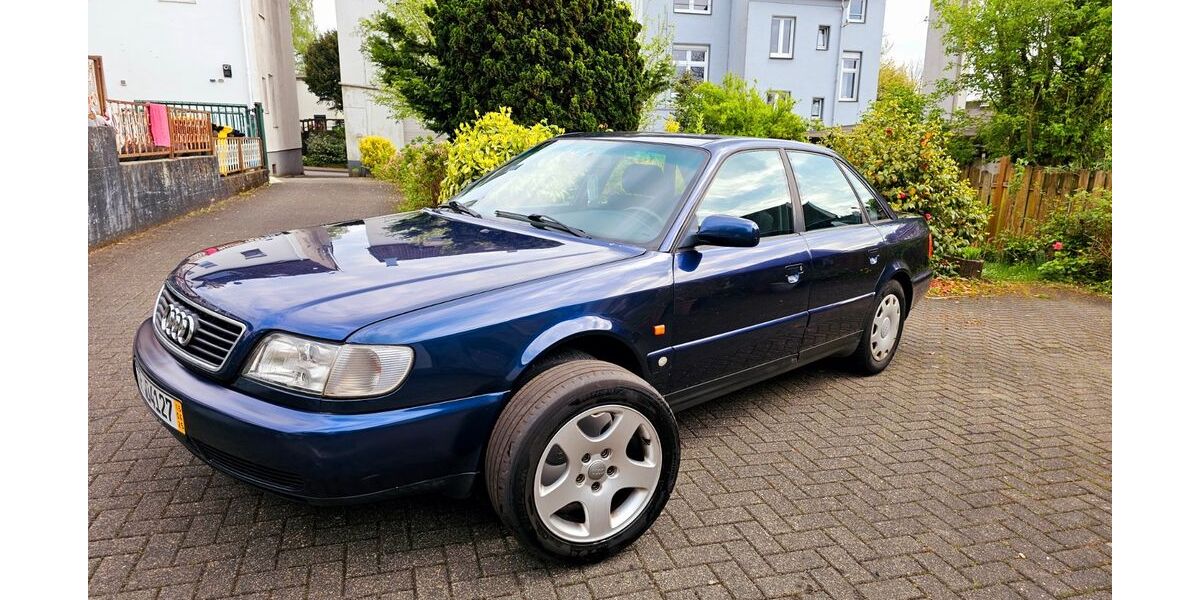 Audi A6 370.000 km 3.200 &euro; Solingen 42655