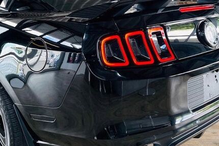 Ford Mustang 115.000 km 26.000 € Bonn 53125