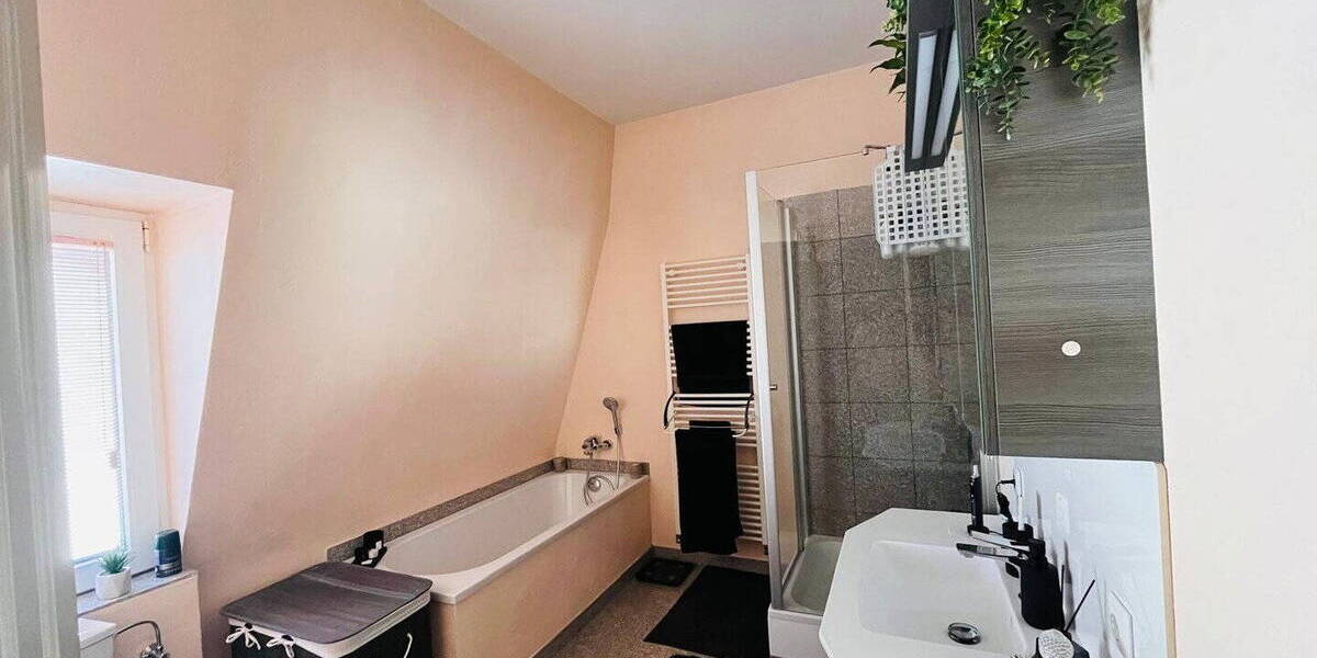 Etagenwohnung Bergisch Gladbach Kaule - 2 Zimmer, 80 m&sup2;, 400.000&euro; | Angebot:26377232