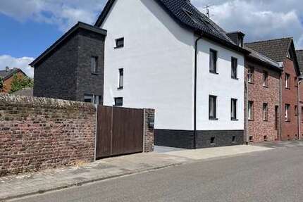 Wohnung Dormagen Sankt Peter - 3 Zimmer, 105 m&sup2;, 1.650&euro; | Angebot:26443733