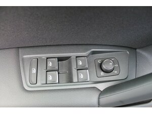 VW Tiguan 2,0 TDi 4-Mo DSG Navi AHK SOFORT !! 30 km 43.300 € Bonn 53225