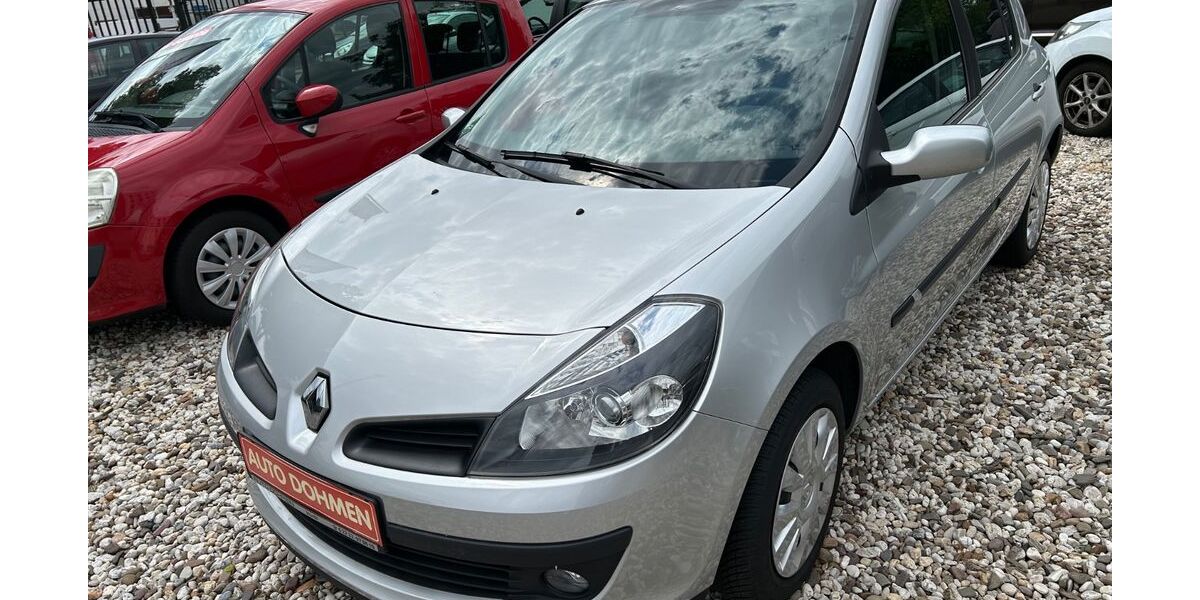 Renault Clio 125.400 km 3.950 &euro; Hürth 50354
