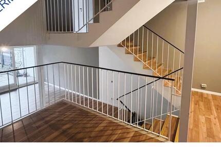 Haus Siegburg - 4 Zimmer, 135 m&sup2;, 1.700&euro; | Angebot:24600444