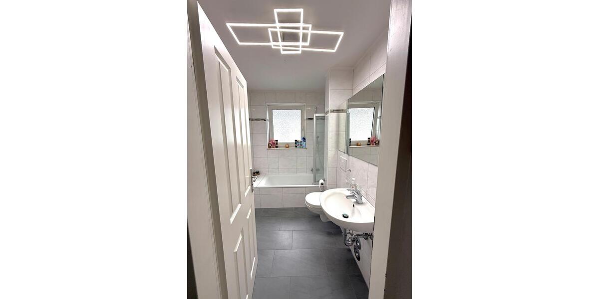 Etagenwohnung Köln Mülheim - 3 Zimmer, 91 m&sup2;, 485.000&euro; | Angebot:27096138
