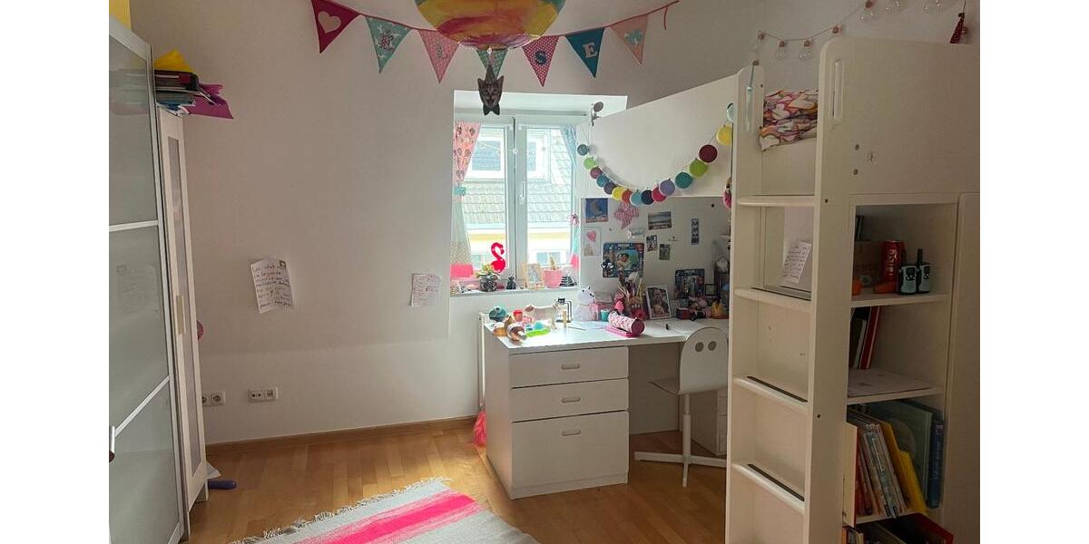 Maisonettenwohnung Brühl - 3 Zimmer, 114 m&sup2;, 1.350&euro; | Angebot:25429059