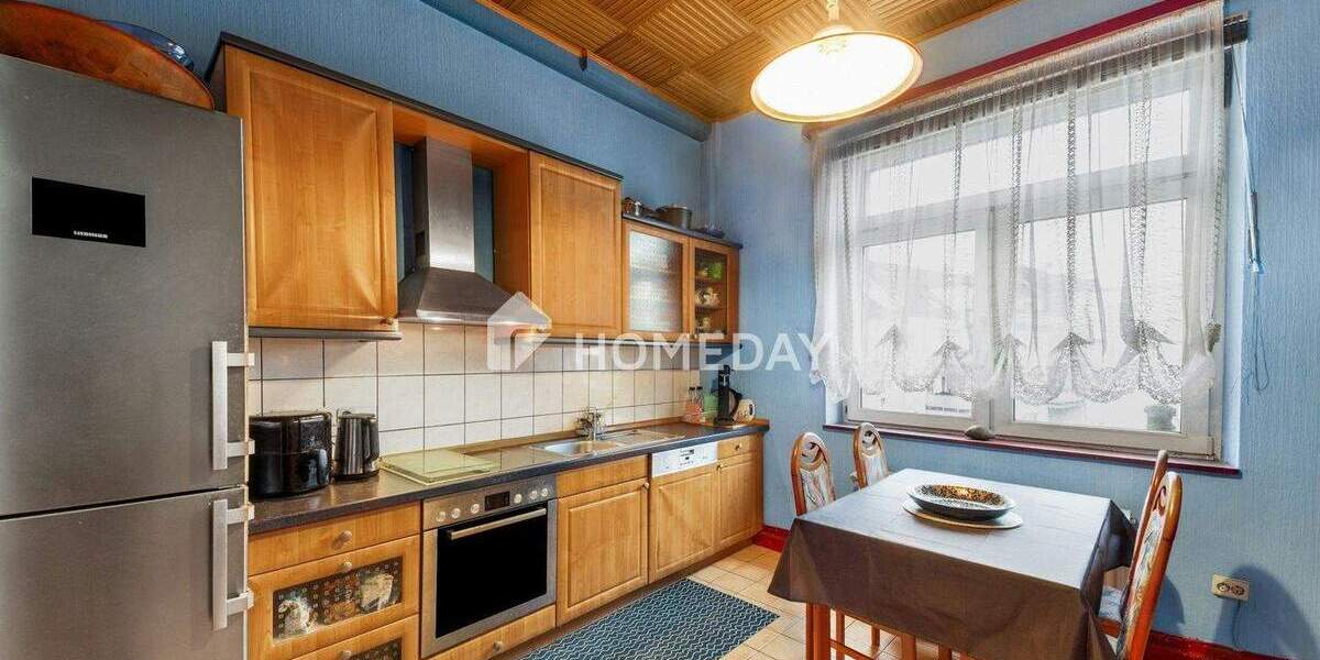 Wohnen, wo Köln pulsiert - vier Zimmer Altbau direkt an der Deutz Messe 4 zimmer