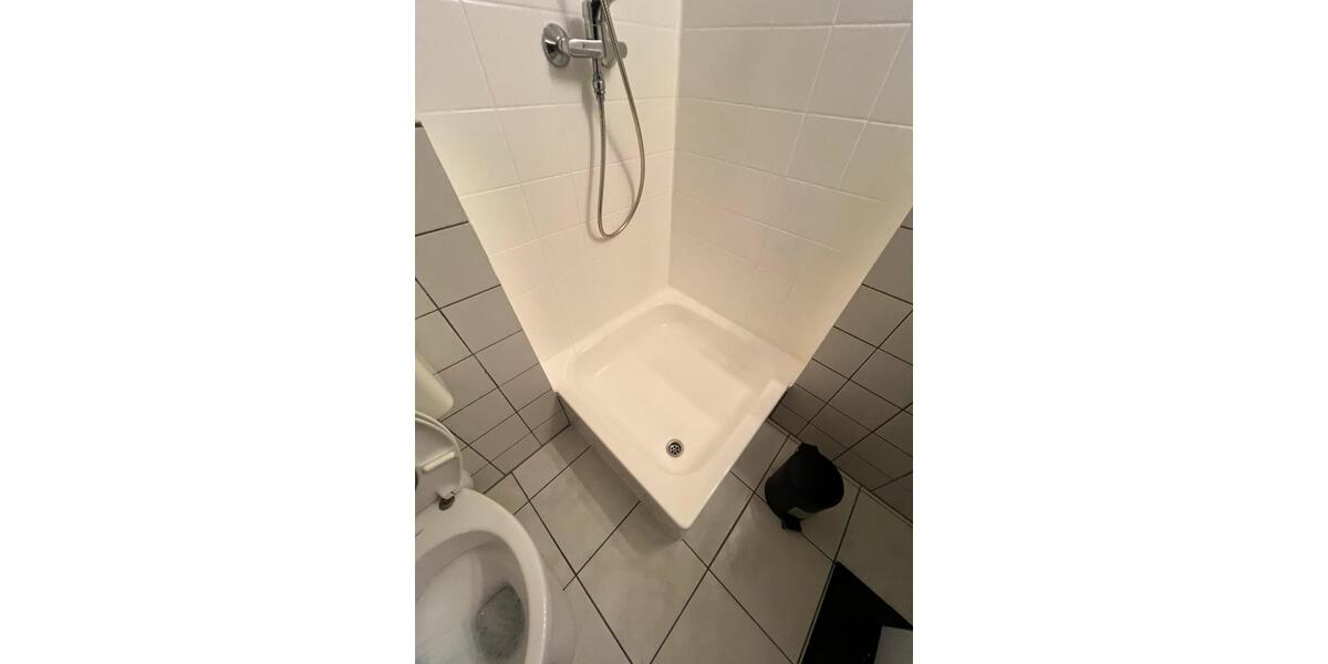 Dachgeschoßwohnung Bornheim - 1 Zimmer, 18 m&sup2;, 580&euro; | Angebot:26323570